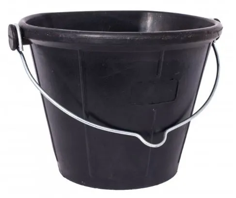 Red Gorilla Tyre Rubber Flat Back Bucket 17lt